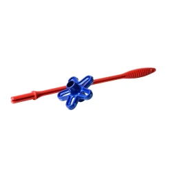 Chomper Speeltje Werpstick Wing-It - Hondenspeelgoed - Rood Blauw per stuk