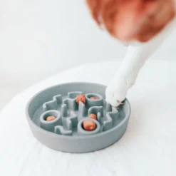 District 70 Bamboo Cat Slow Feeder - Kattenvoerbak - Ø13.5 cm Lichtblauw