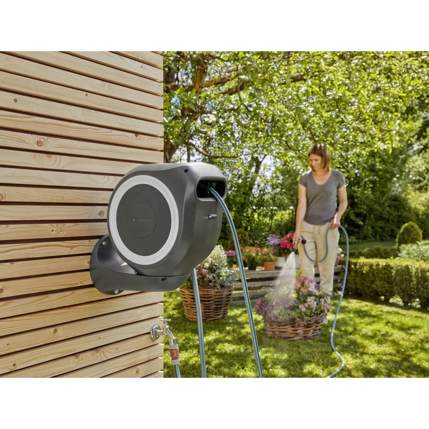 Gardena Wandslangenbox Rollup 11 Mm S - Wandslangbox - 15 m Wit