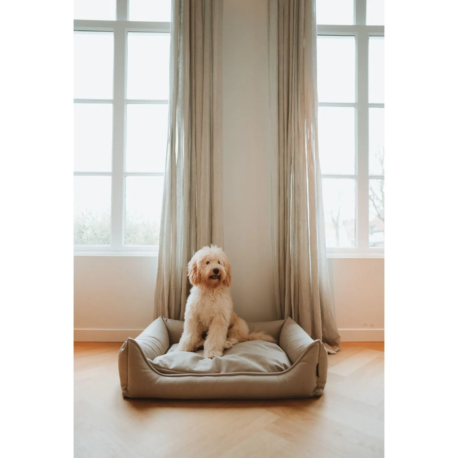 Maxxnobel Ultra Orthopedische Sofa Lederlook Beige - Hondenbank