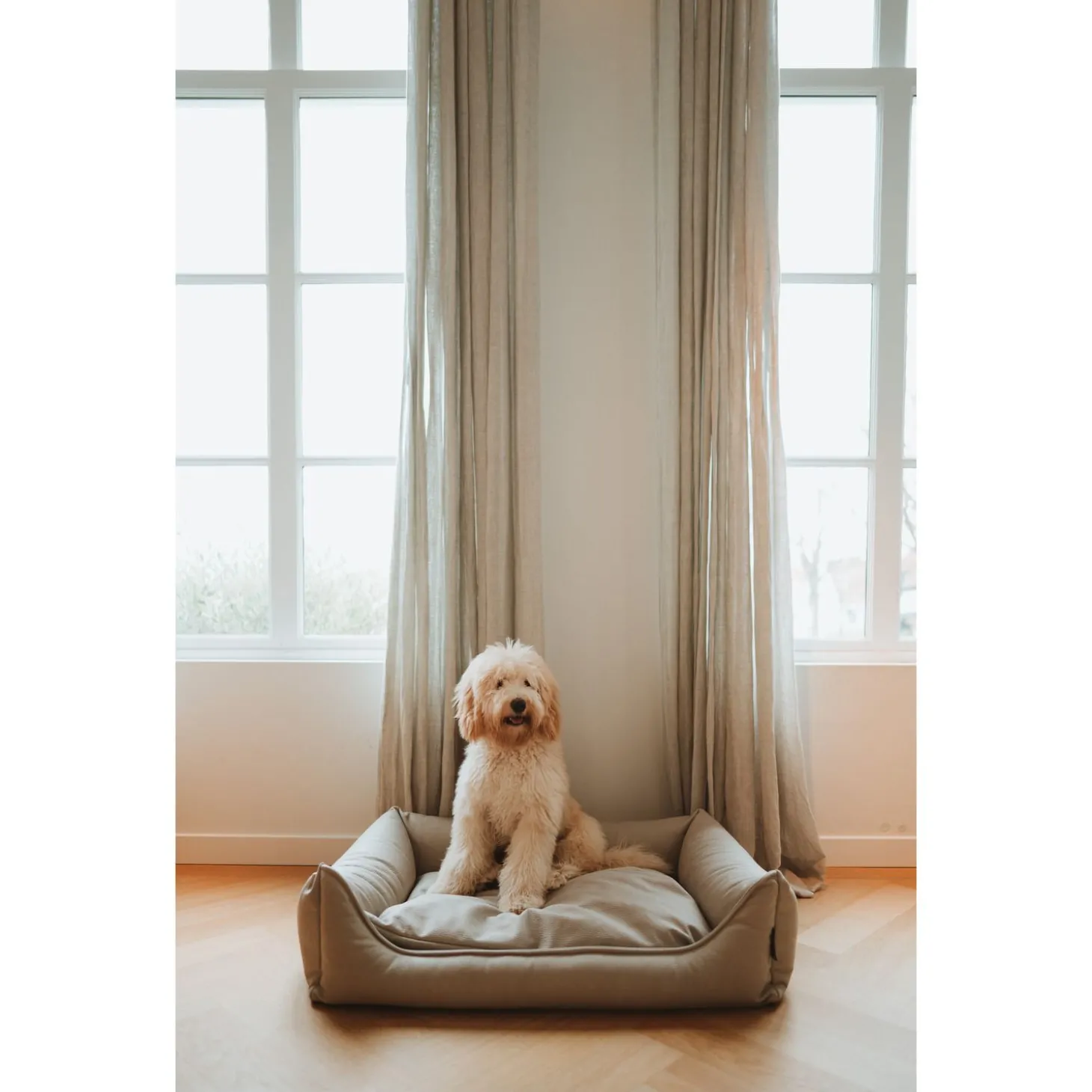 Maxxnobel Ultra Orthopedische Sofa Lederlook Beige - Hondenbank