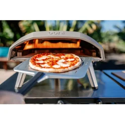 Ooni Pizzaoven Koda - Buitenkeuken - 62x40x29 cm 9.3 kg Zwart Zilver Gasgestookt