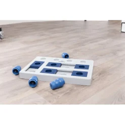 Trixie Dog Activity Chess Denkspel - Hondenspeelgoed - 40x27 cm 1.3 kg Dark Navy Wit Lichtblauw Level 2