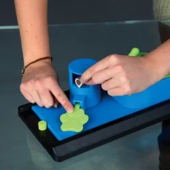 Trixie Dog Activity Poker Box Vario Strategiespel - Hondenspeelgoed - 32x17 cm Dark Navy Wit Lichtblauw Level 2